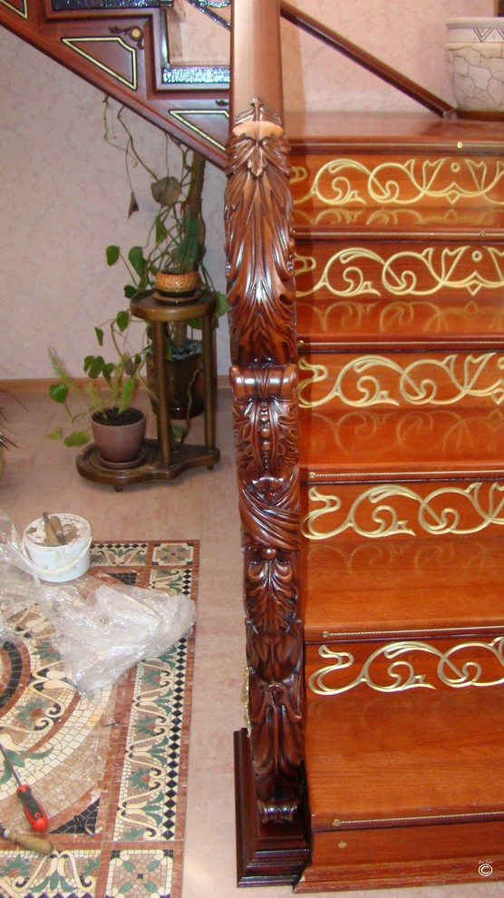 Деревянная лестница