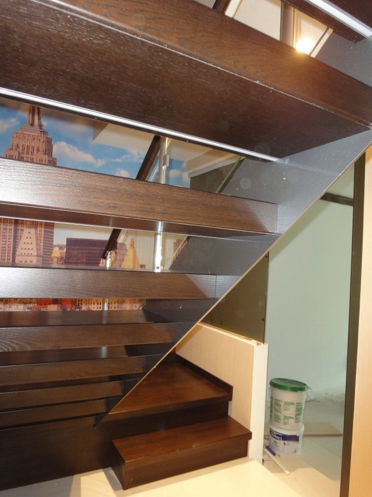 Обложка проекта: Металлическая лестница на тетивах в Павловске