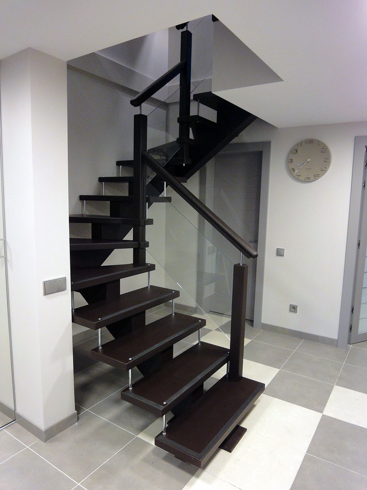 Лестница Armani на второй этаж