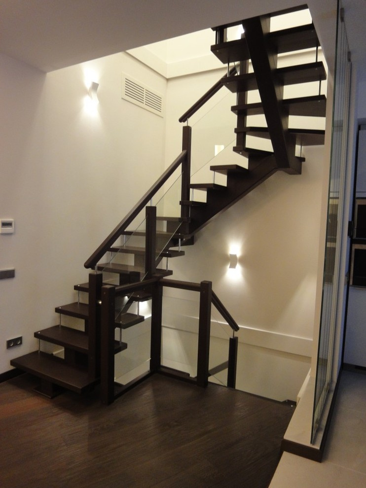 Лестница Armani на второй этаж