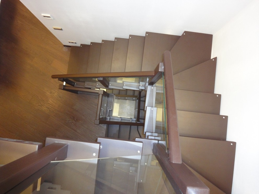 Лестница Armani на второй этаж