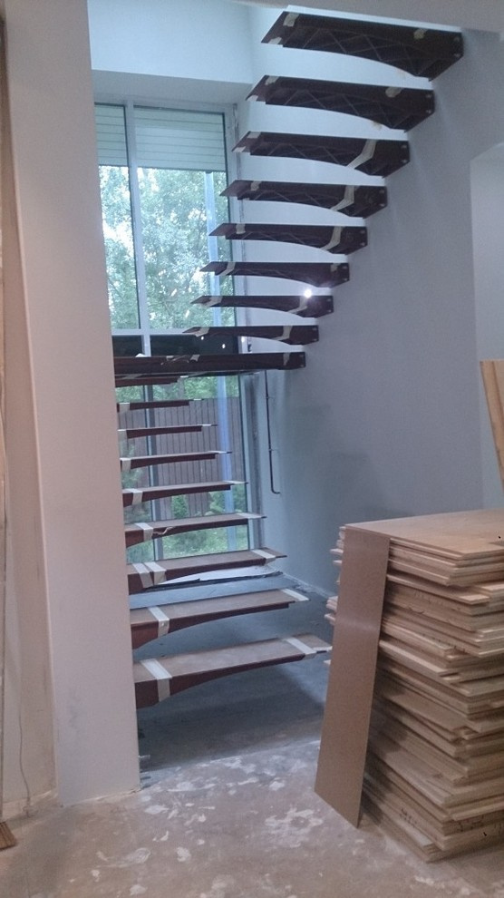 Лестница в форме крыла чайки в Репино