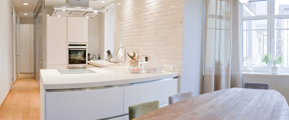 Apartment O. Cucina e sala da pranzo