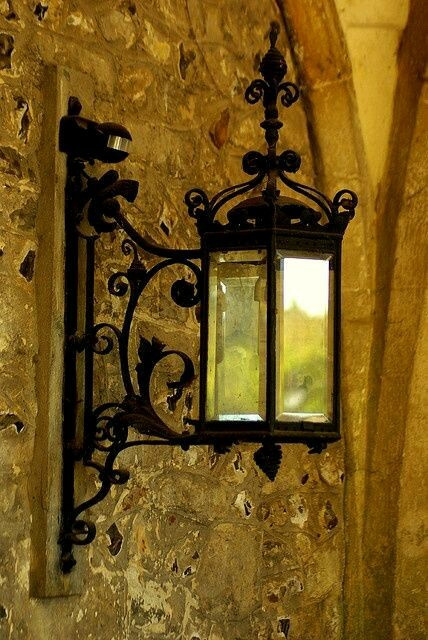 Изготовление и реставрация