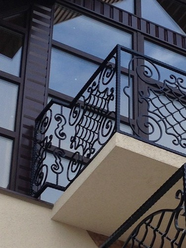 Обложка проекта: Перила балкона