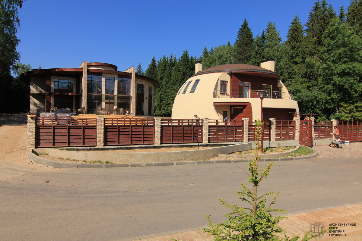 Загородный коттедж в форме шара (дом иглу), 280кв.м.