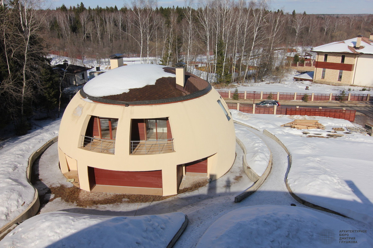 Загородный коттедж в форме шара (дом иглу), 280кв.м.