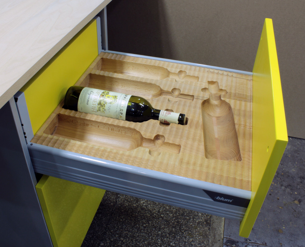 Лотки и бутылочницы