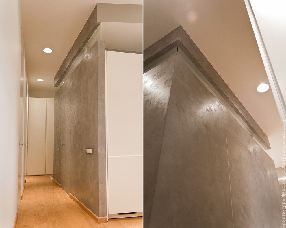 Apartment O. Corridoio