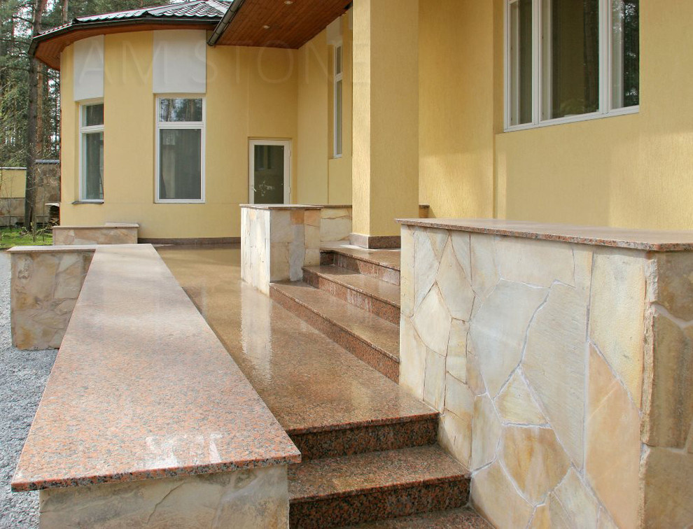 Обложка проекта: Загородный дом - песчаник и гранит