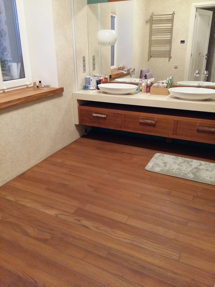 Тик в интерьере