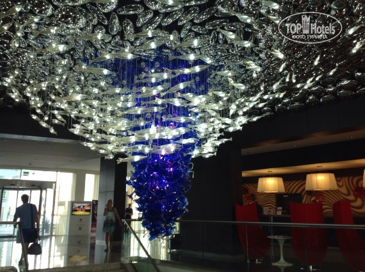 холл Azimut Hotel Sochi