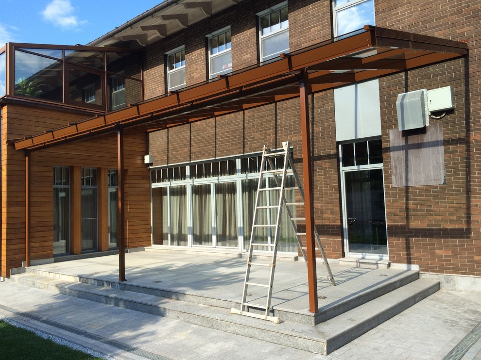 Стеклянный навес. Горки