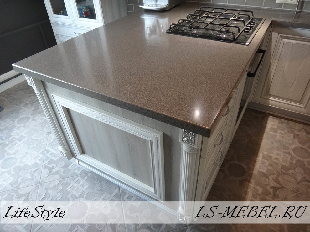 Кухня с островом (фасады Италия)