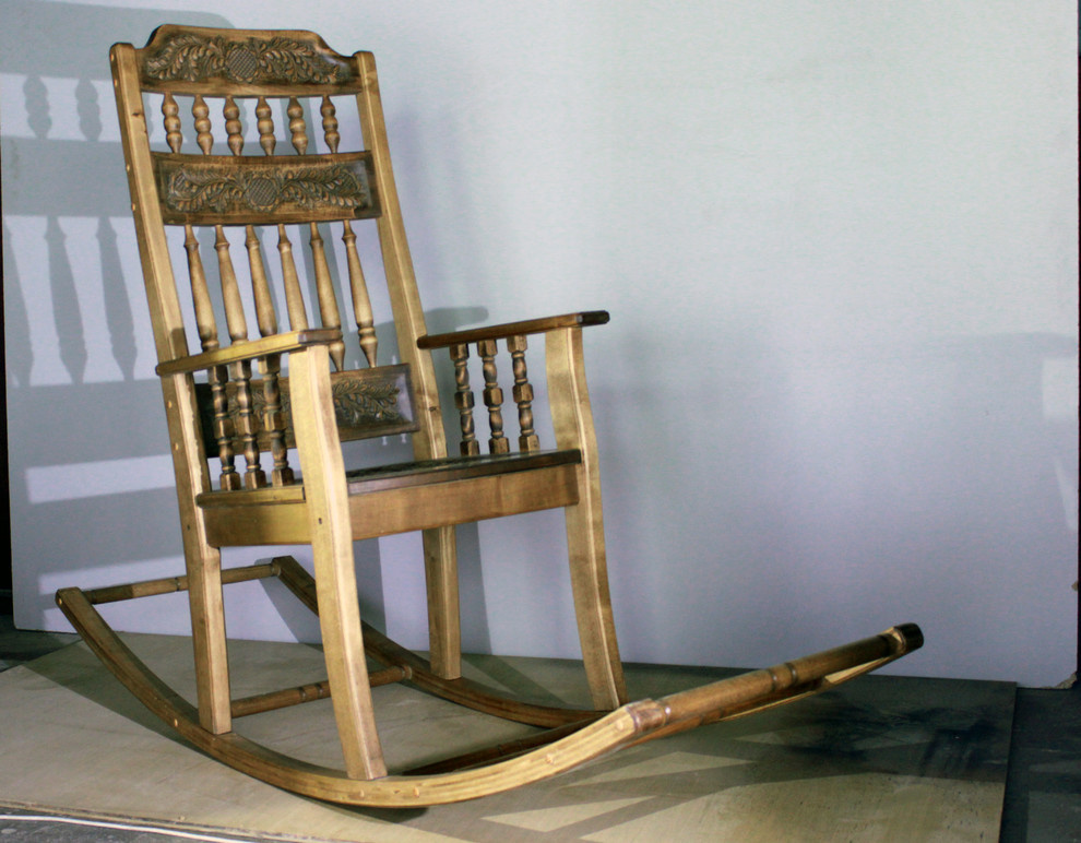 Кресло-качалка.