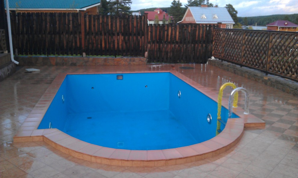 Бассейны уличный и внутридомовой в частном домовладении