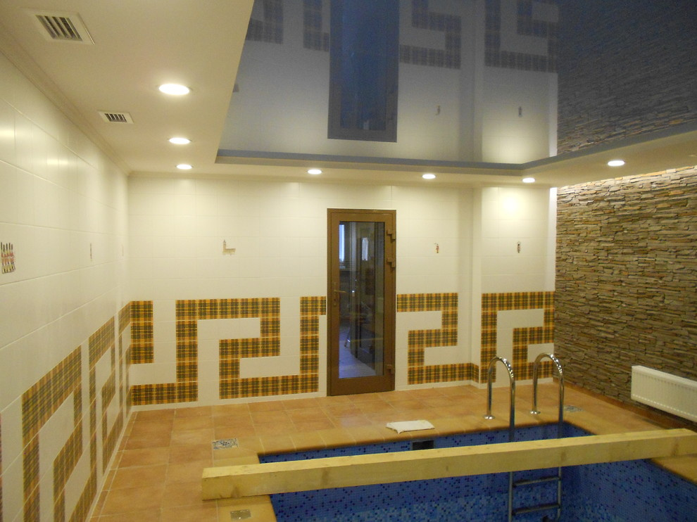 Бассейны уличный и внутридомовой в частном домовладении