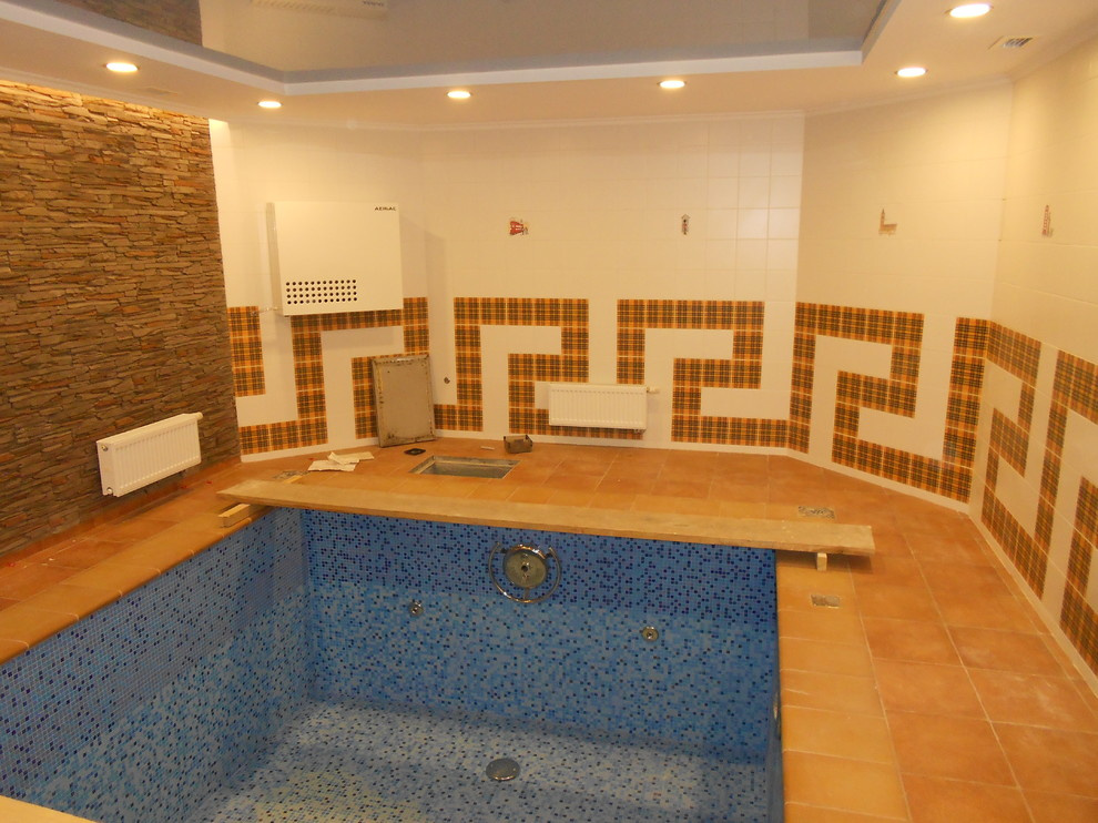 Бассейны уличный и внутридомовой в частном домовладении