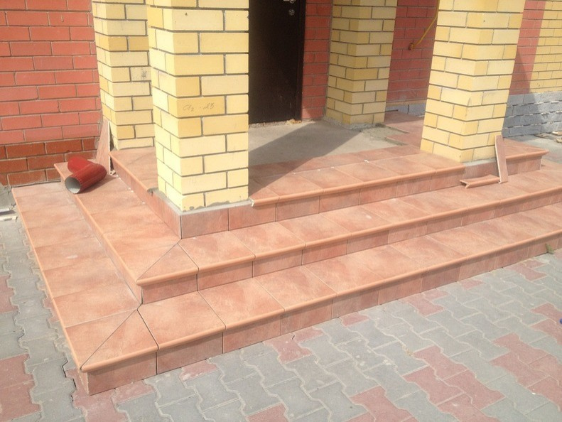 Наши объекты. Клинкерные ступени и плитка Stroher