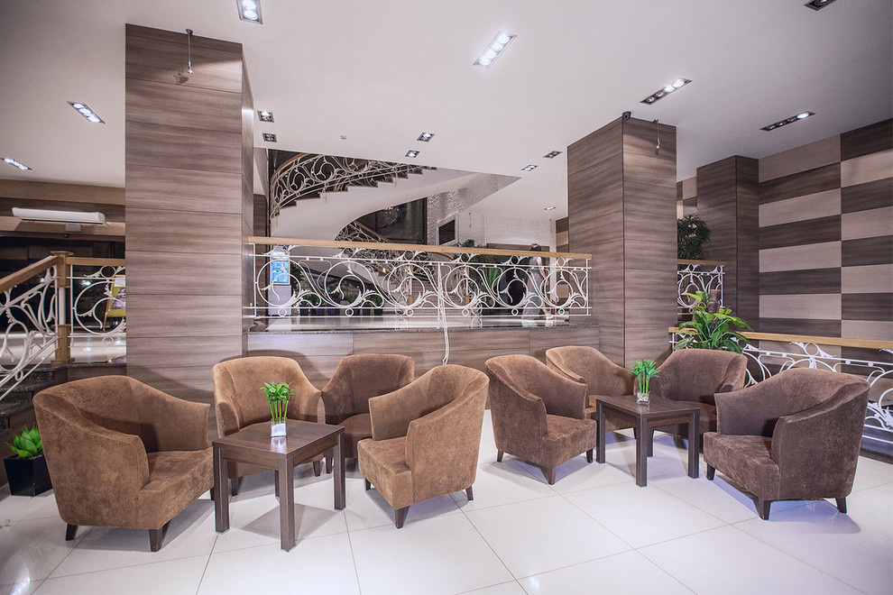 Hotel Russia