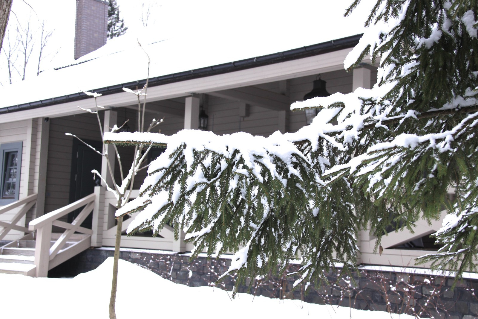 Зимняя Сказка, Дом из клееного бруса "Бекаль".