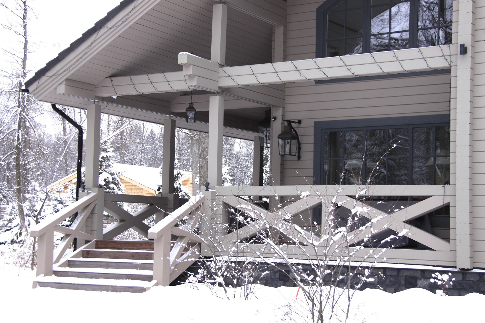 Зимняя Сказка, Дом из клееного бруса "Бекаль".