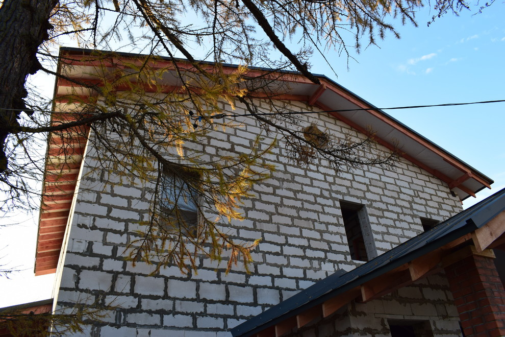 Свес кровли южного фасада дома