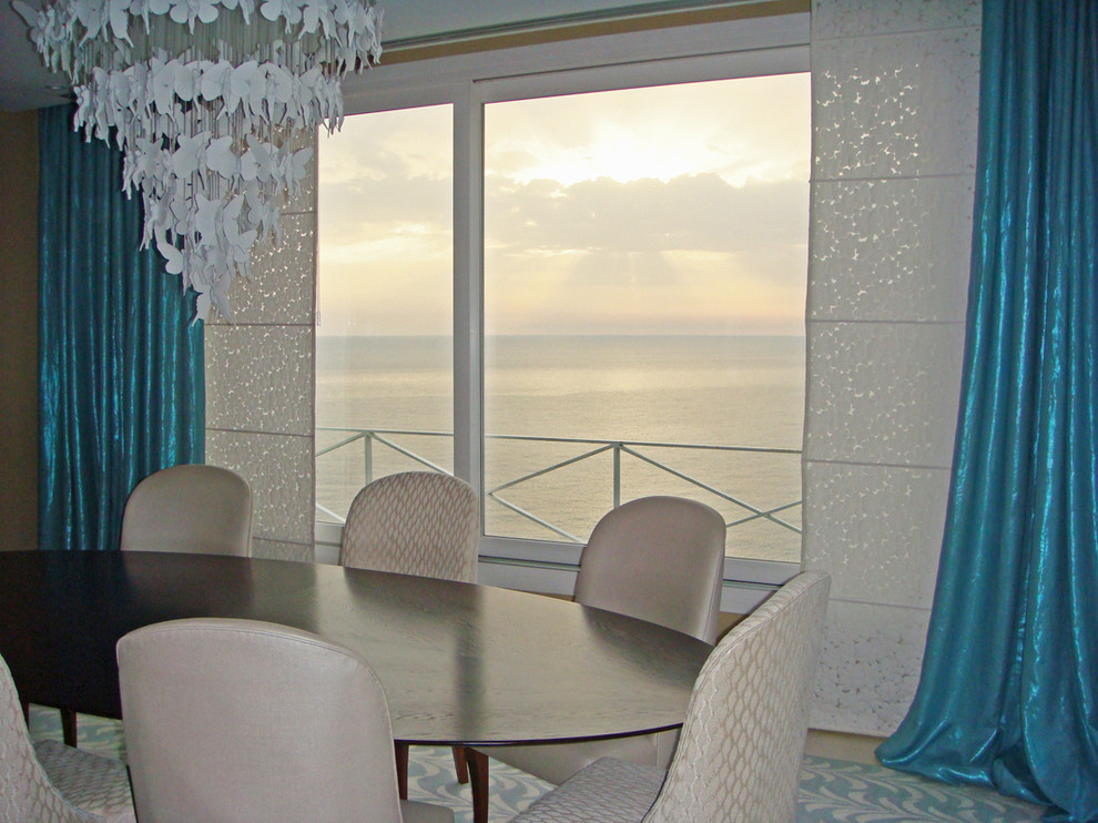 Вилла в Испании на Майорке - 600 кв м - Столовая с видом на море