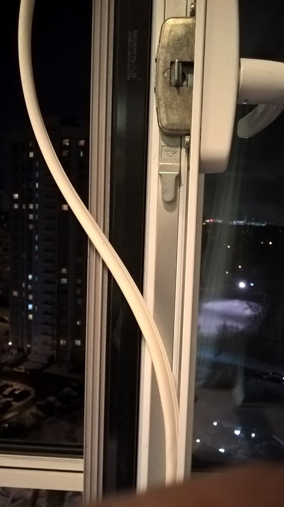 Утепление окна, уплотнитель Еврострип