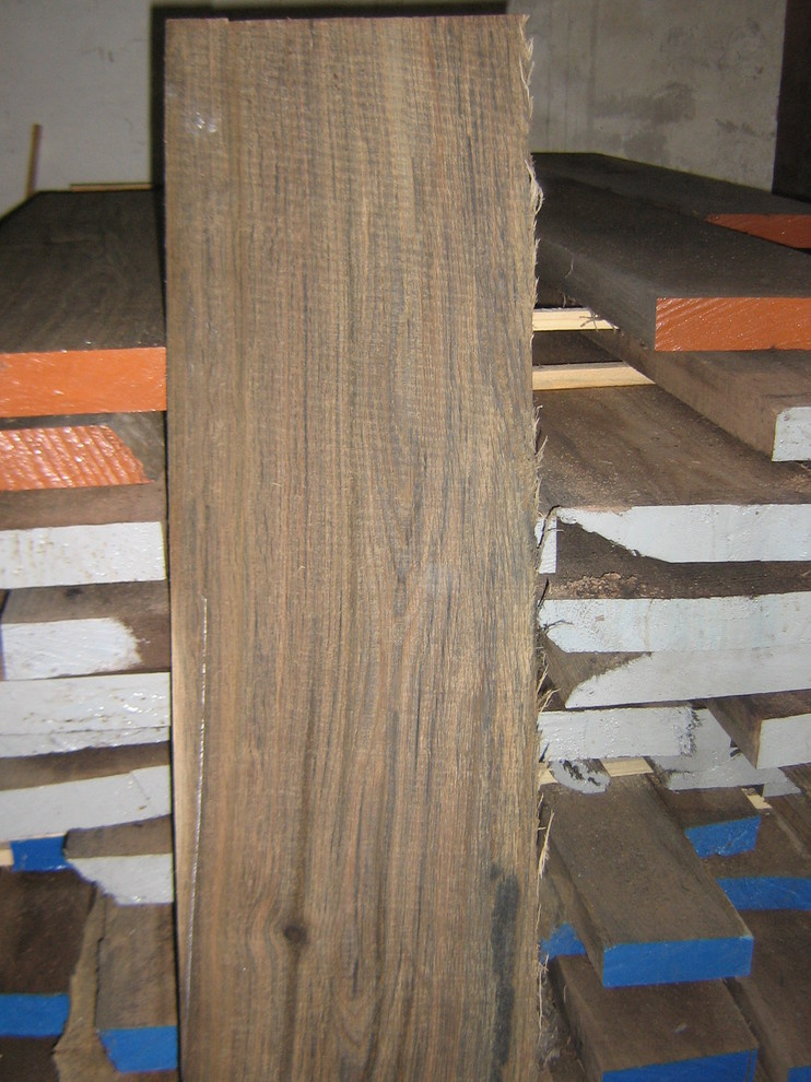 Мореный дуб bog oak