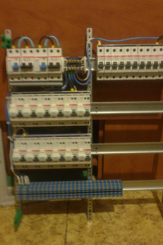 Сборка щитов