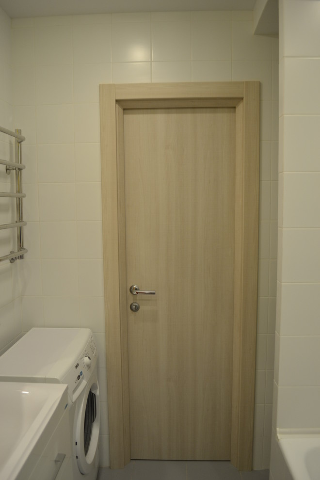 Яркий санузел в однокомнатной квартире