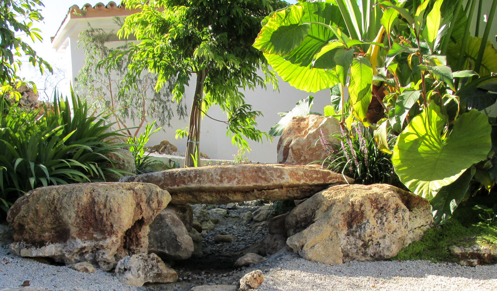 Garden design for villa in Spain