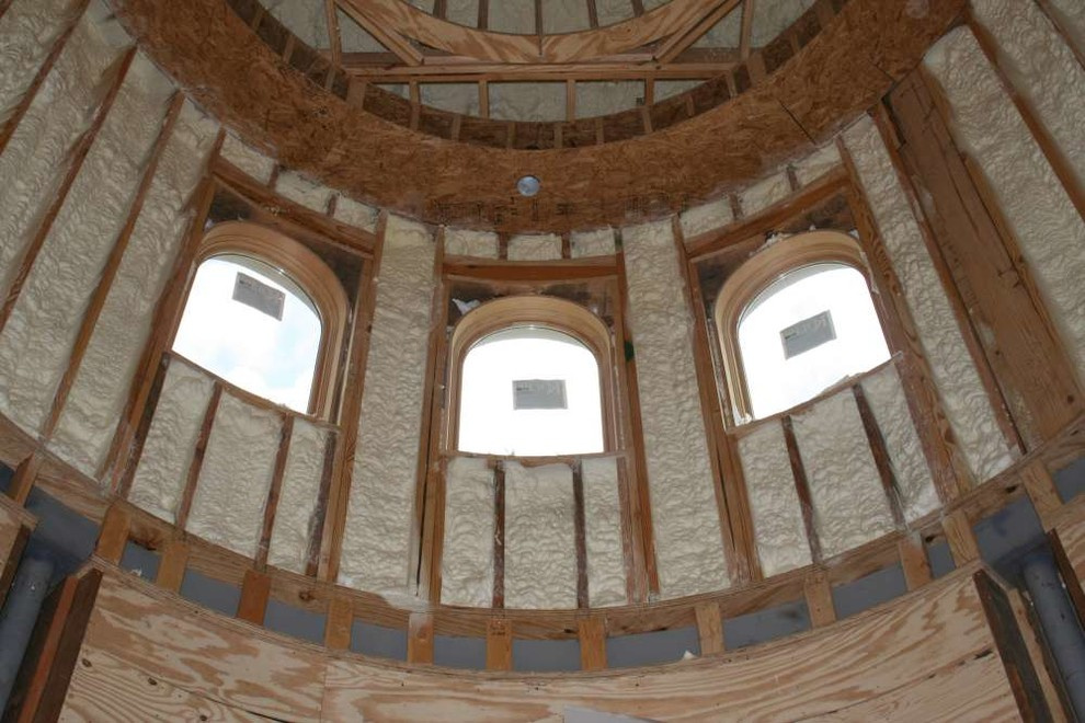 производство быстросборных котеджей с внедрением иновационных биотехнологий.