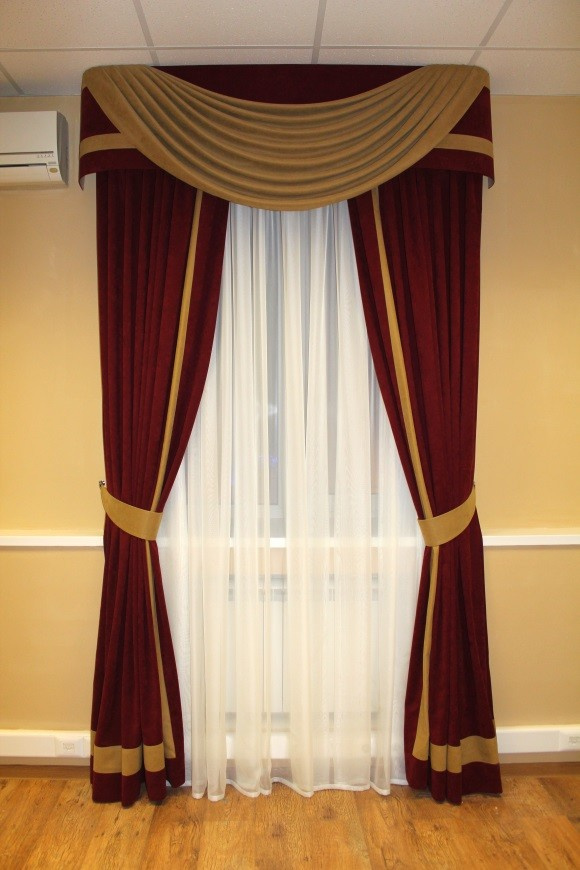 Обложка проекта: Текстиль в рабочем пространстве - кабинет