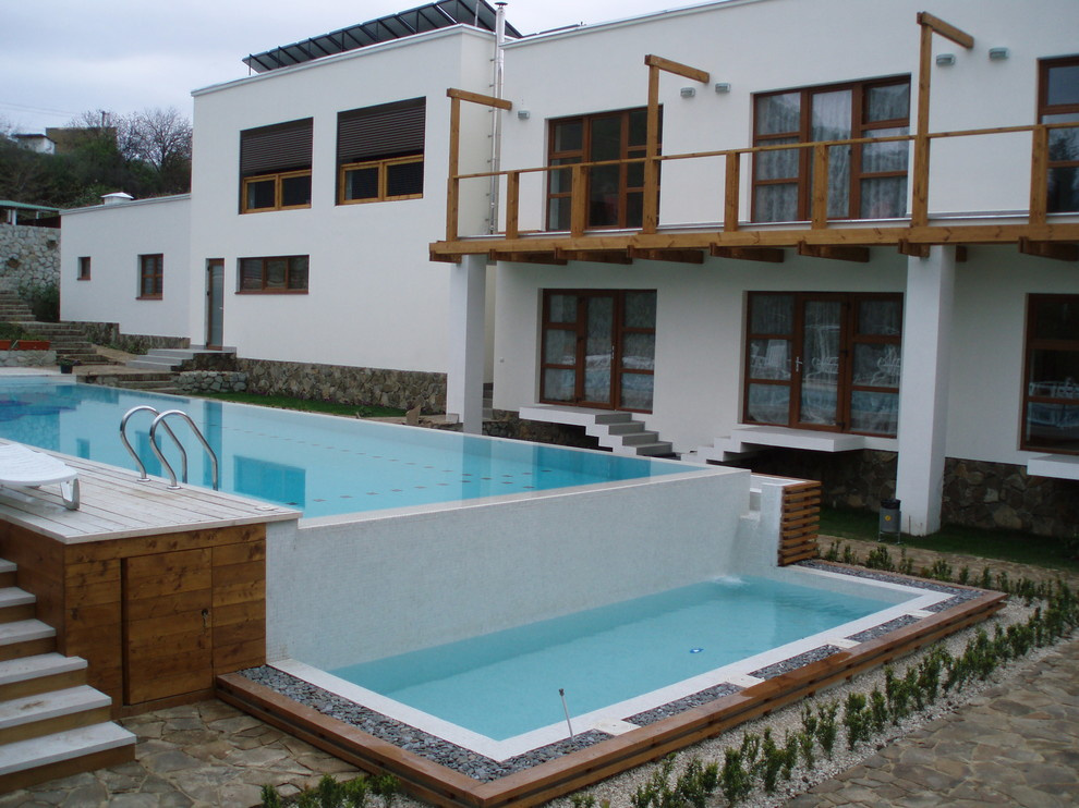 Крым Гостиница в пос.Солнечногорское