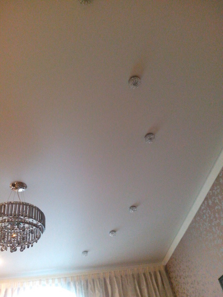 Натяжные потолки