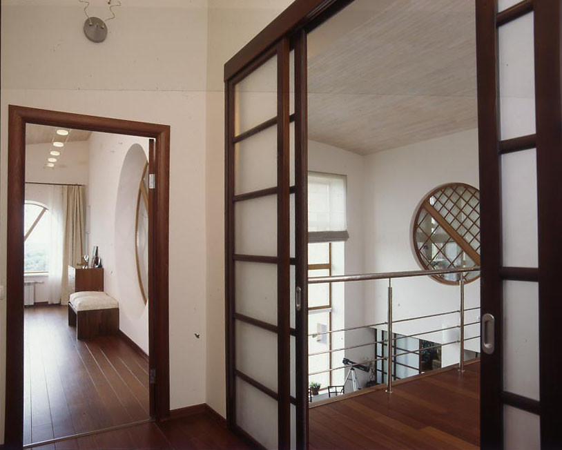 Загородный дом в ЧЕРНОЛУЧЬЕ