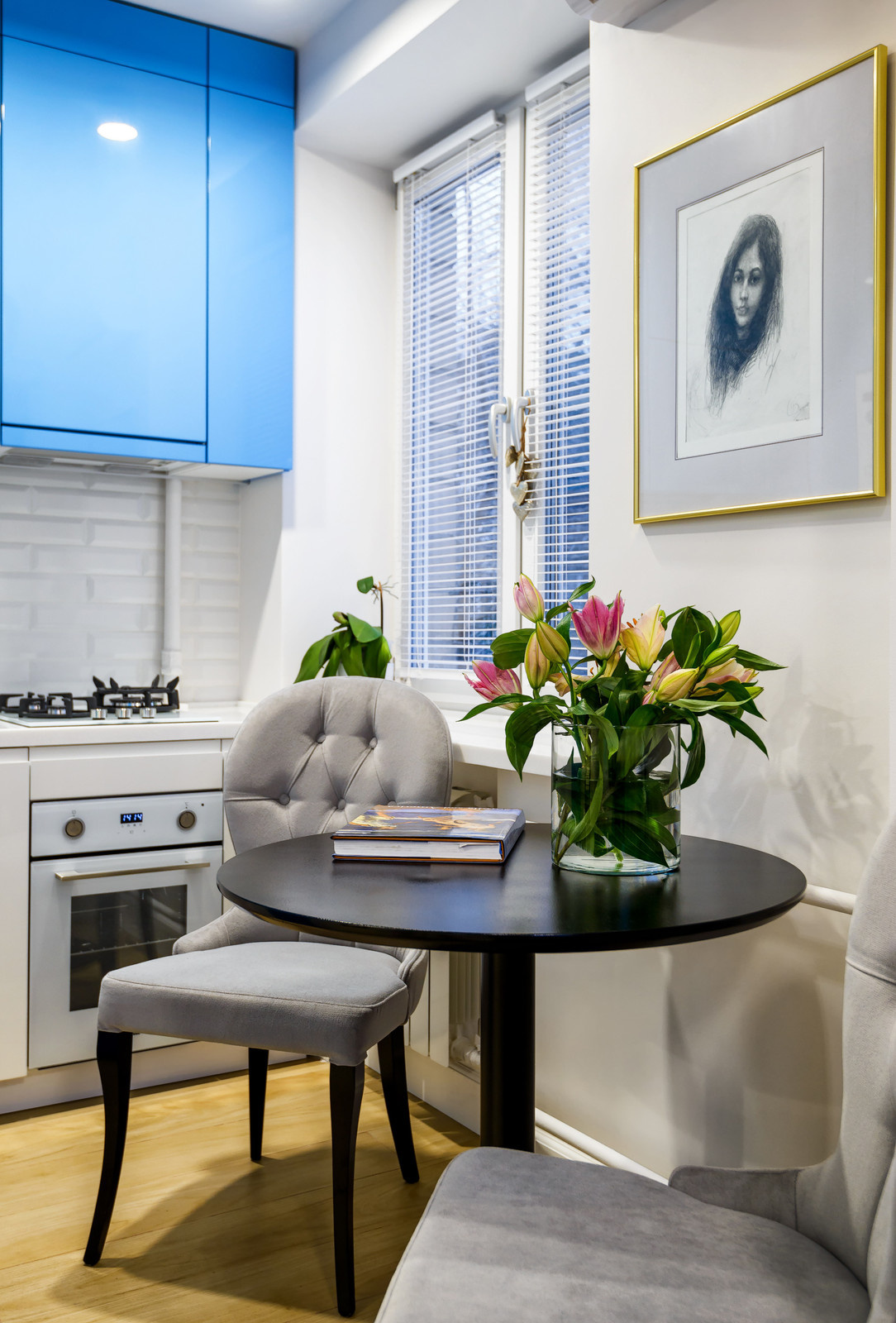 Маленькая студия в Скатерном переулке