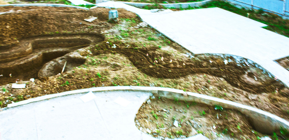 Строительство искусственного ручья на дачном участке.