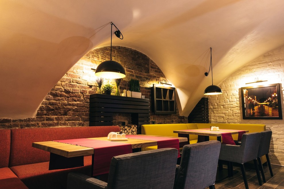 Кафе бар "Бревис"