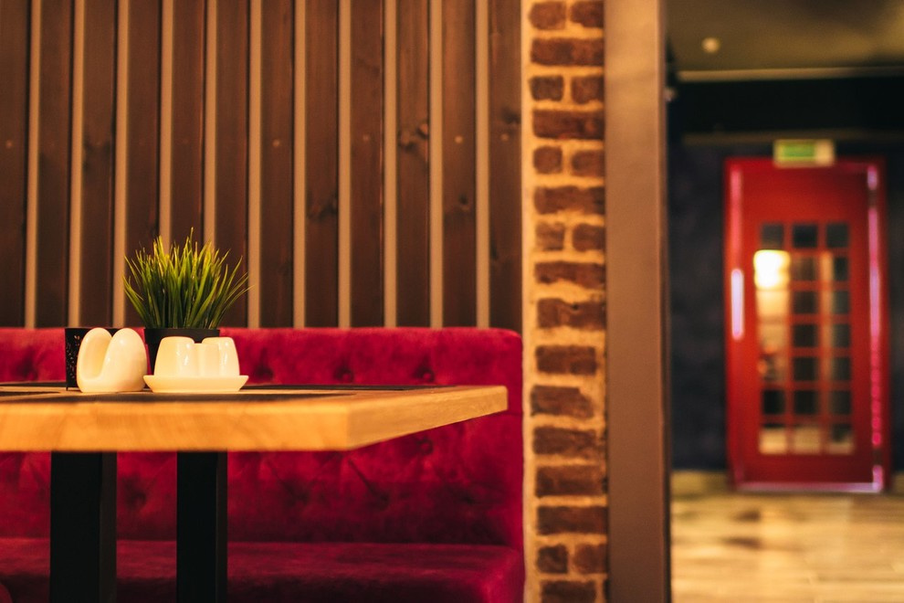 Кафе бар "Бревис"