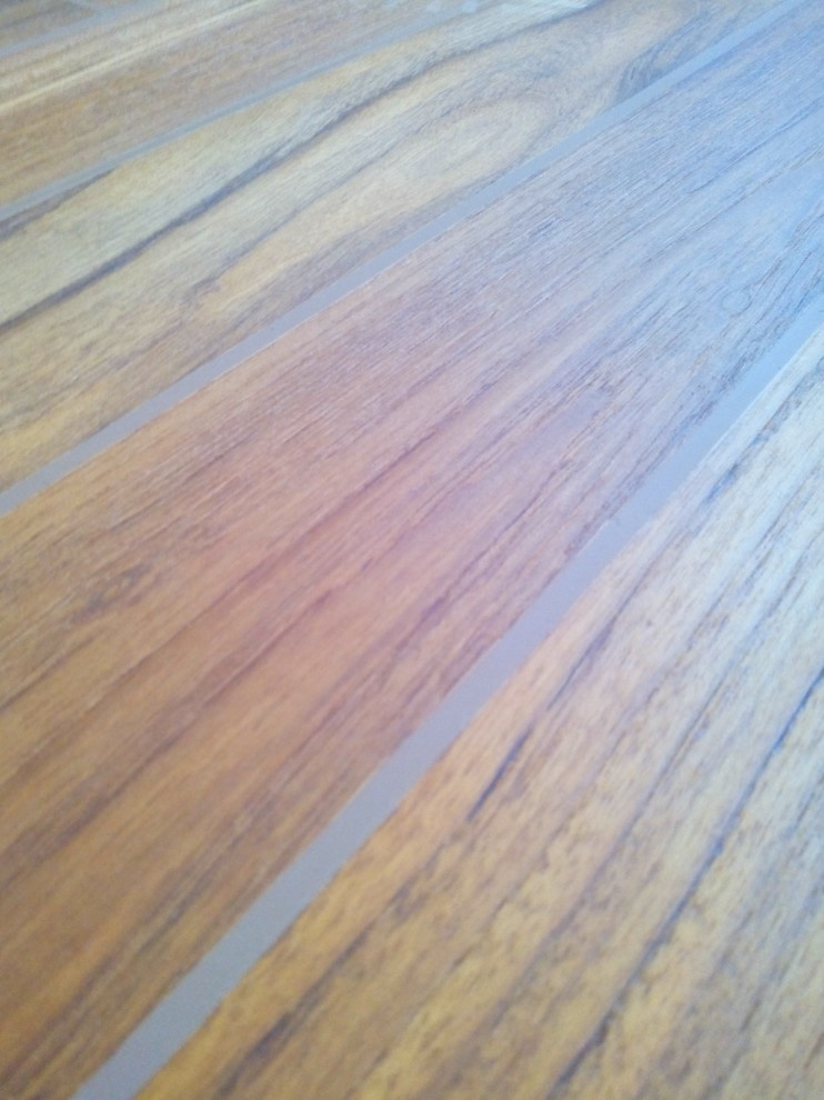 ПОЛЫ ИЗ ТИКА В ВАННУЮ