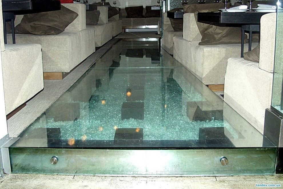 Конструкции из стекла