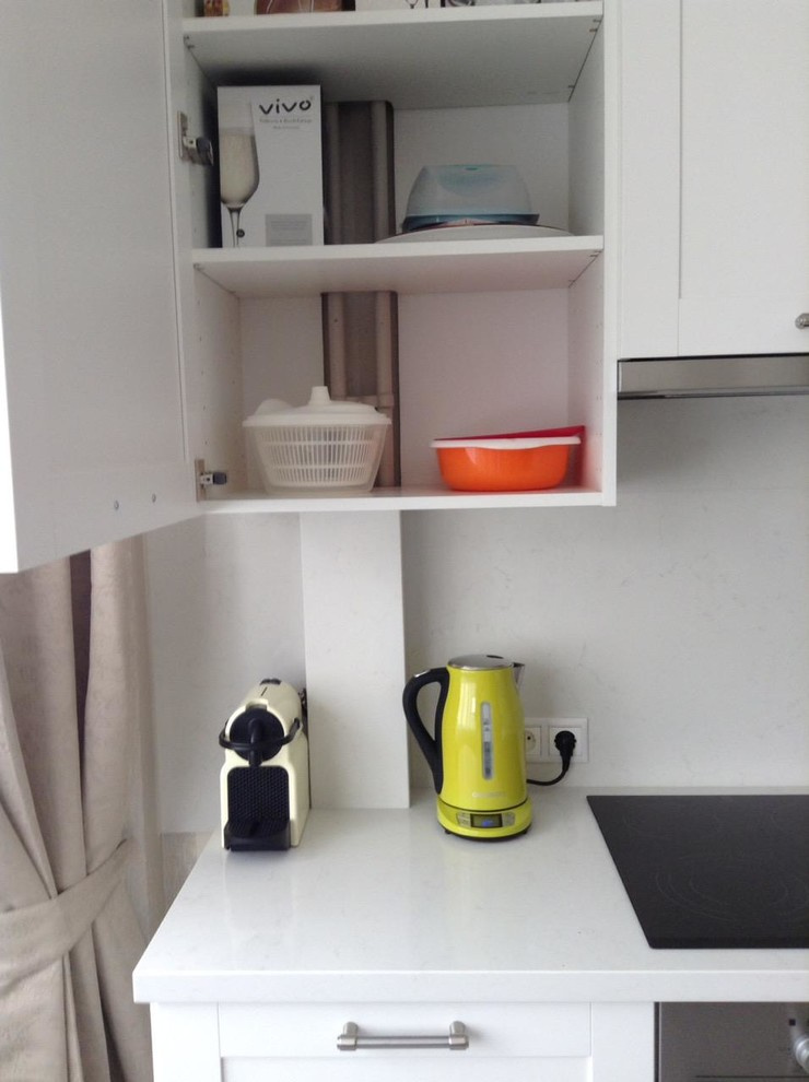 Столешница и фартук из Caesarstone арт. 5141Frosty Carrina