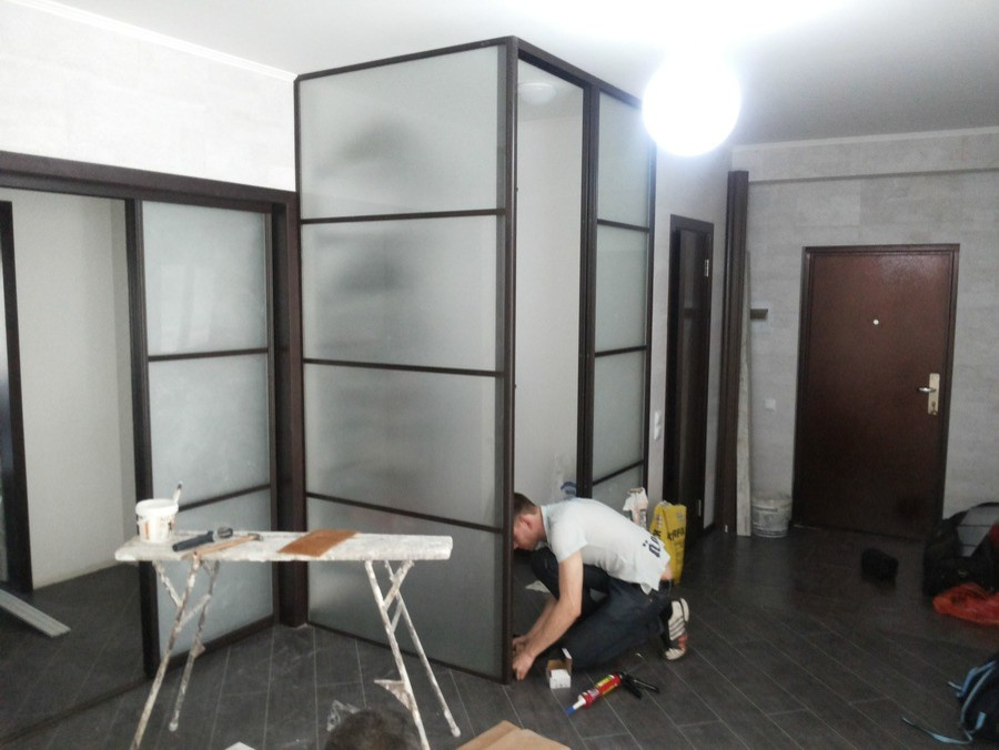 Гардеробные в Есентай аппарт