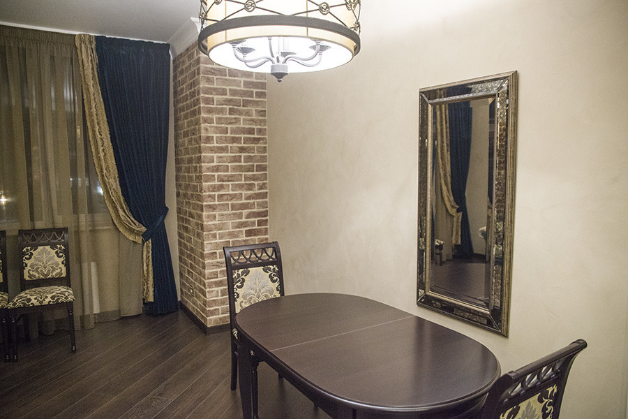 Небольшая квартира в смешанном стиле. СПб 2016.