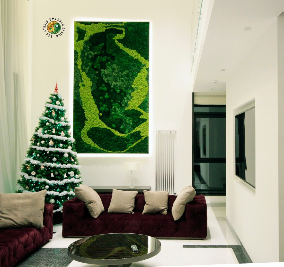 Панно из комбинированного стабилизированного мха