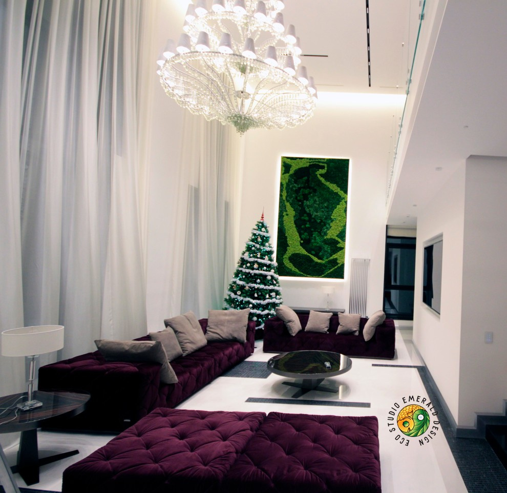 Панно из комбинированного стабилизированного мха