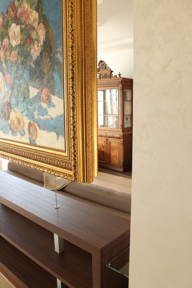 квартира с картиной